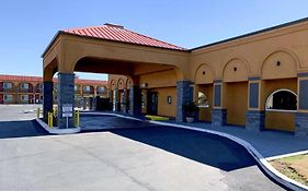 Quality Inn Redding Near I-5